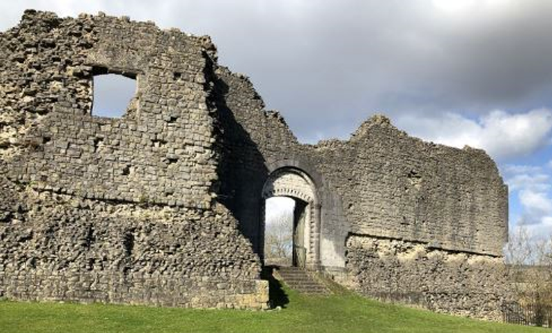 Y Castell Newydd